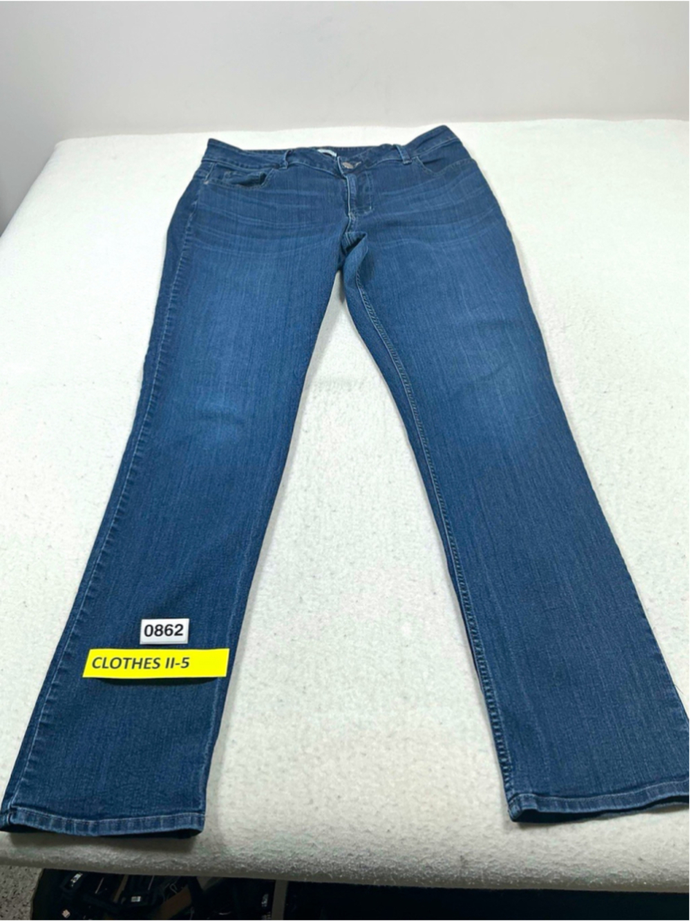 Woman’s Lee Riders Curvy Fit Mid Rise Skinny Stretch Blue Denim Jeans 14 L